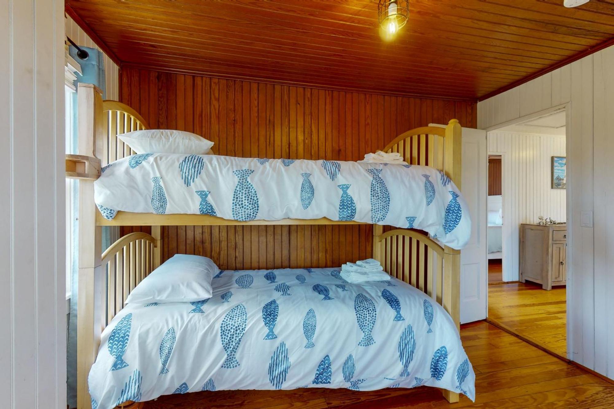 Waterside Beach House 瓦尔汉 外观 照片